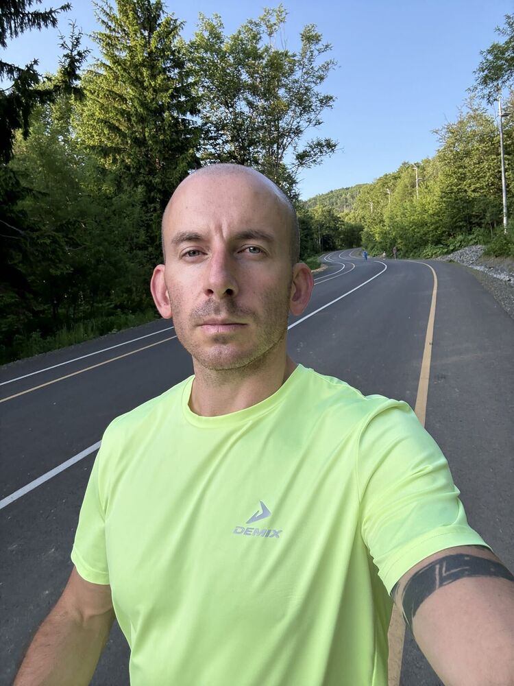  54178619  , 37 ,    -