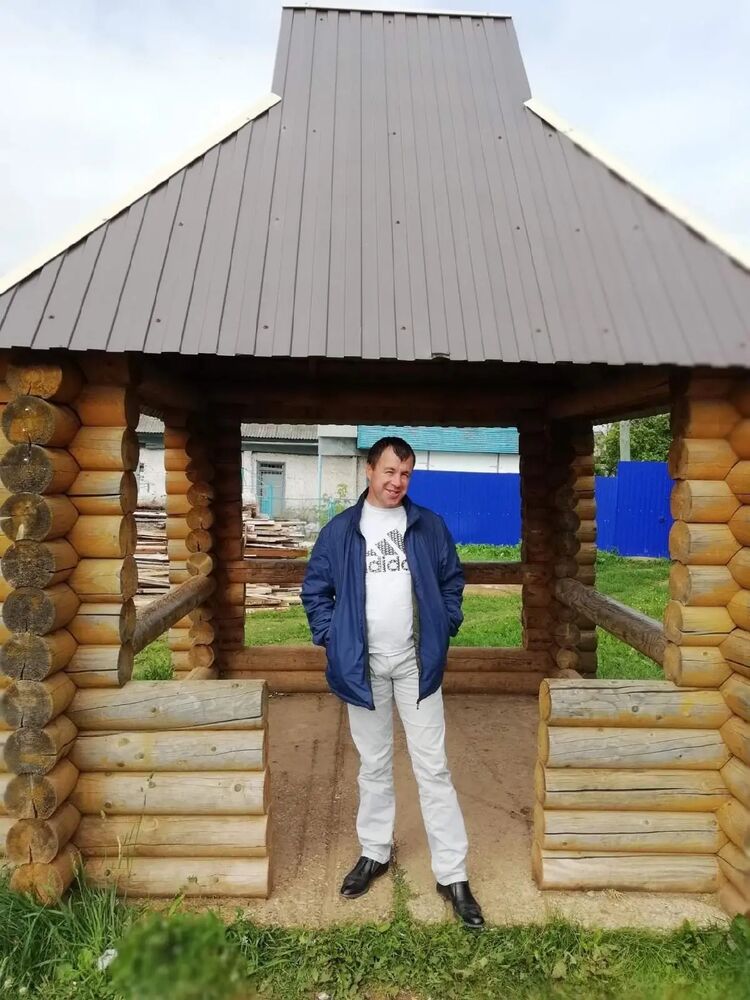  ,   Anatoly, 41 ,   ,   , c , 