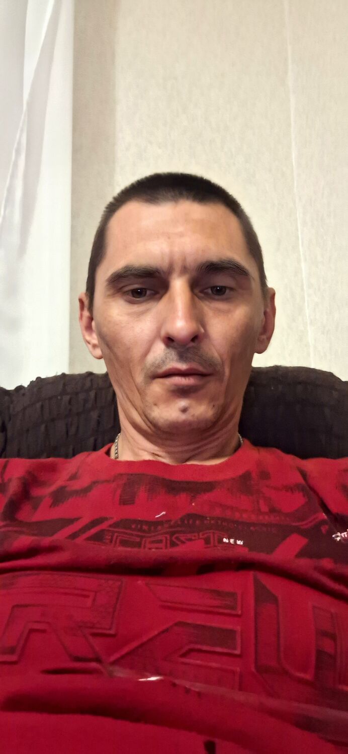  45058389  , 42 ,    