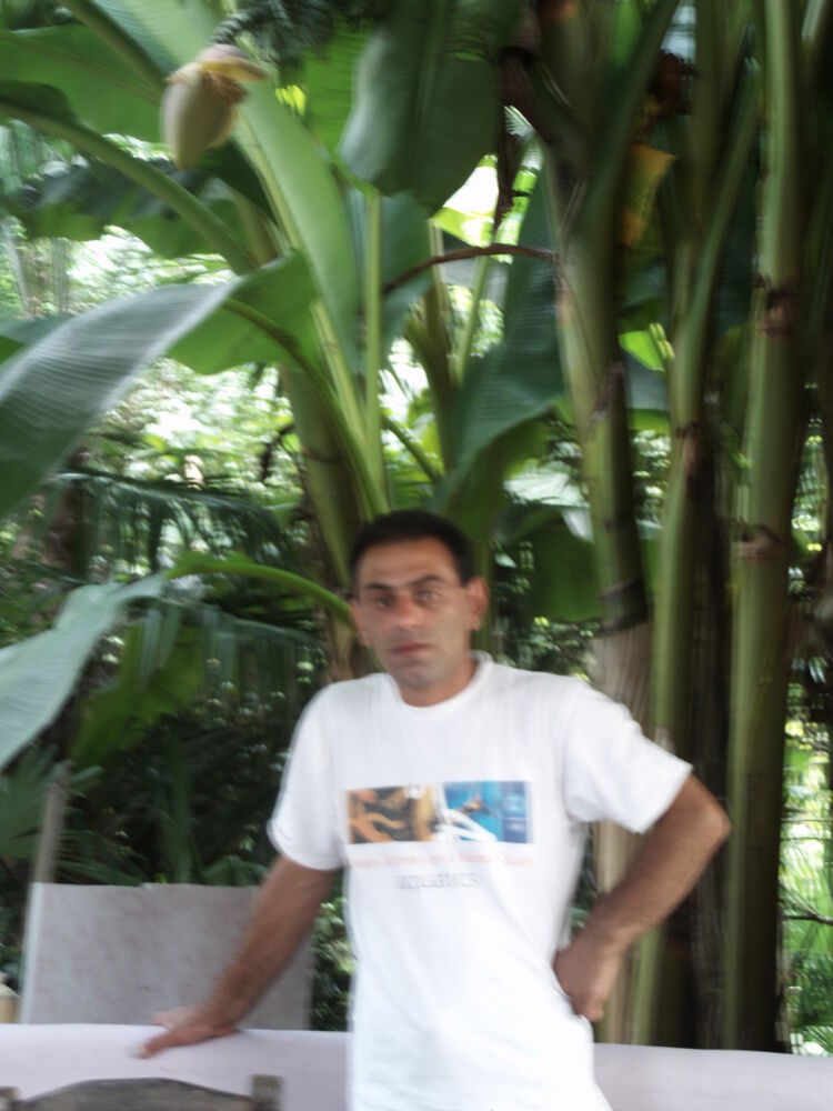  4189339  Robert, 47 ,    