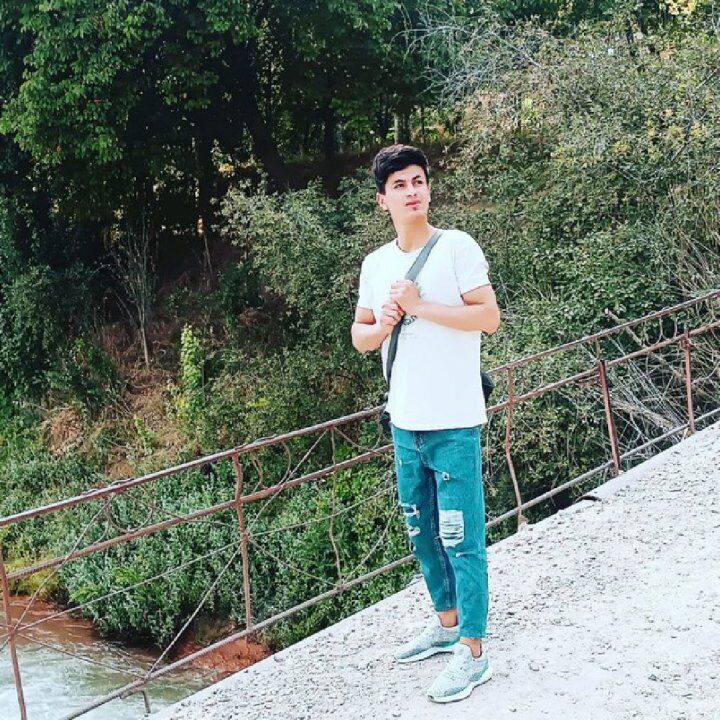  41983579  Maqsud, 26 ,    