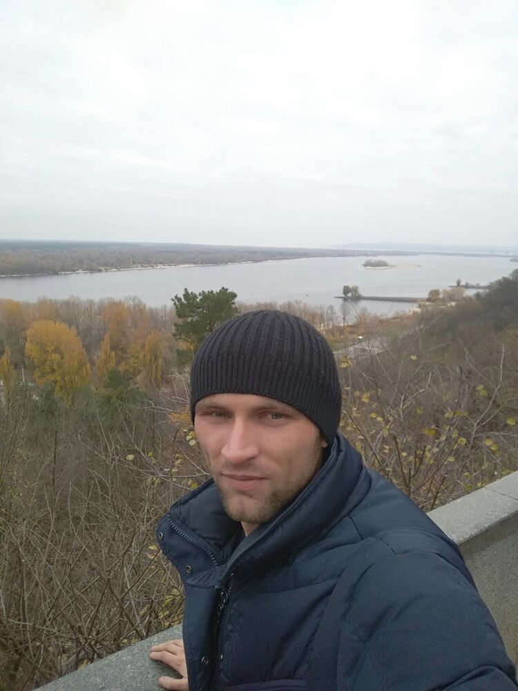  -,   Alexander, 36 ,  
