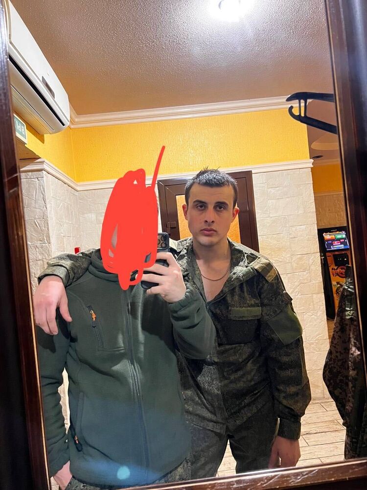  48097399  , 26 ,    