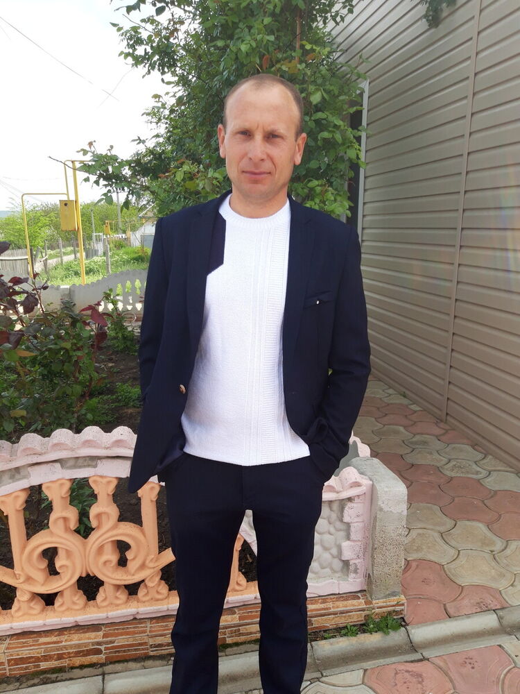  ,   Alexandru, 44 ,   ,   , c 