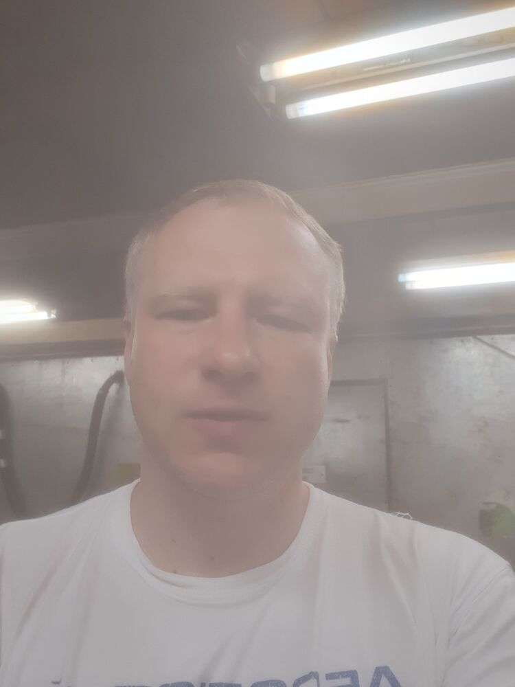  ,   Pasha, 39 ,   ,   , c , 