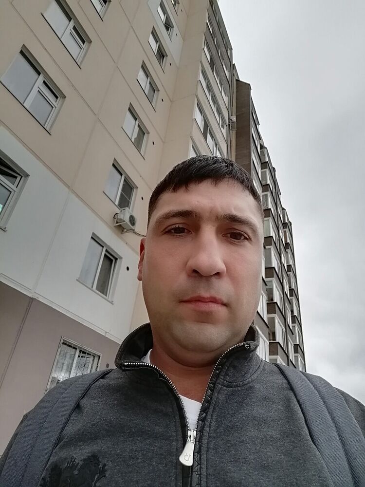  21269709  Anton, 38 ,    