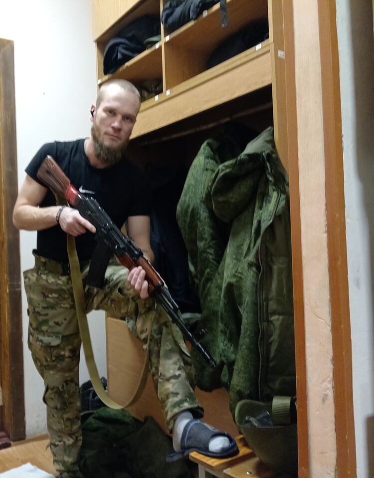  50963009  Vladislav, 31 ,    