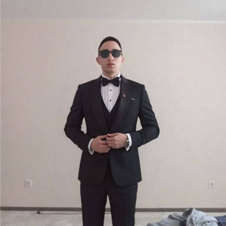  51942499  Alinur, 24 ,    