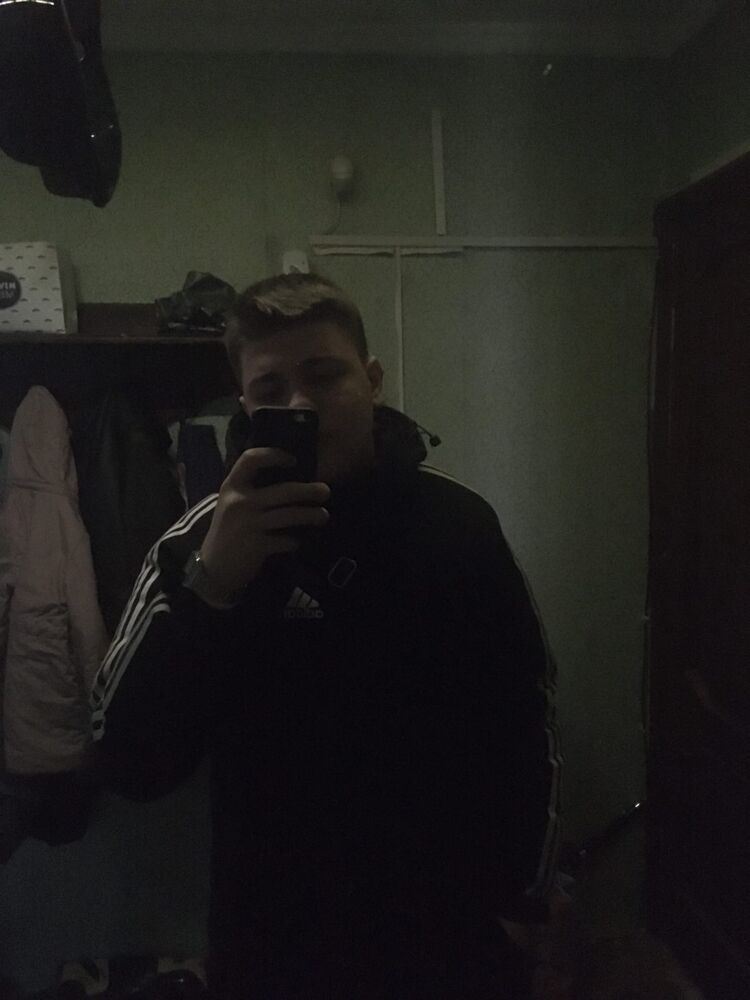  33178029  , 21 ,    