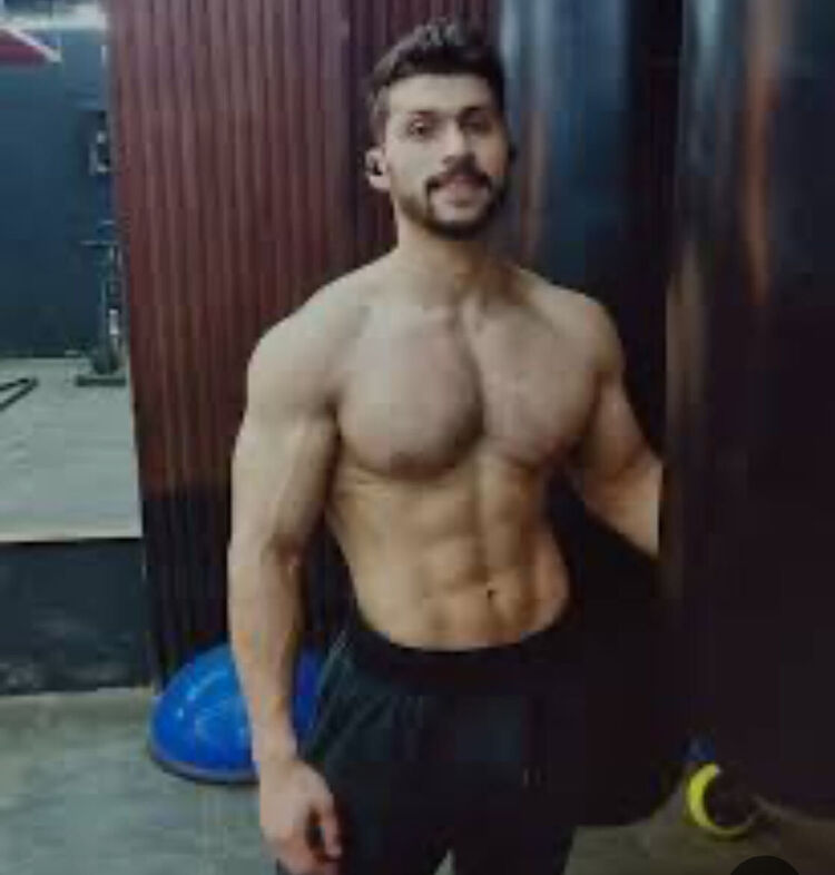  ,   Mohanad, 25 ,   ,   