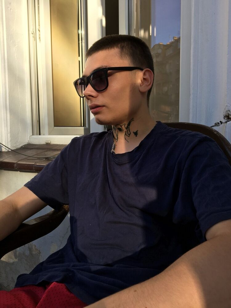  20707479  Mikha, 23 ,    Zagan