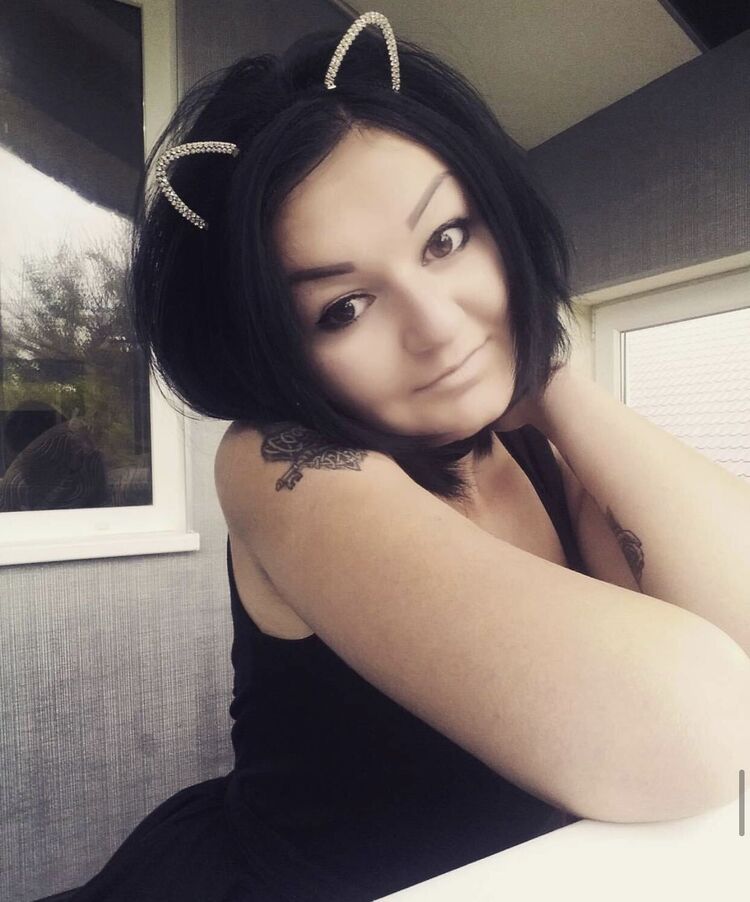  ,   Diamanda, 25 ,   ,   