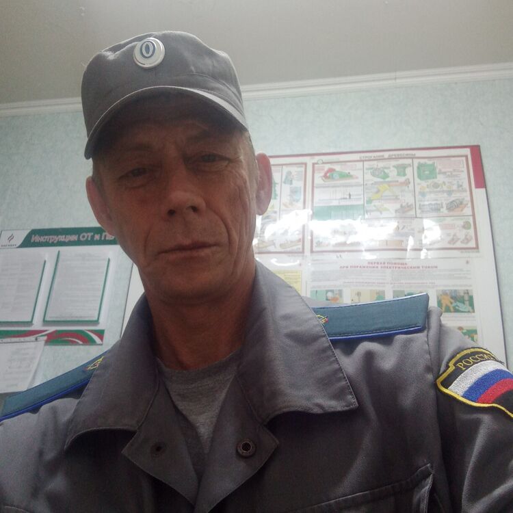  44658289  , 54 ,    