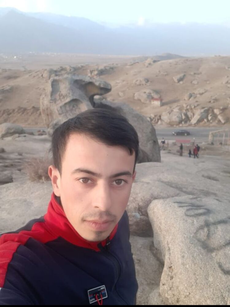  53626649  Bobur, 30 ,    --