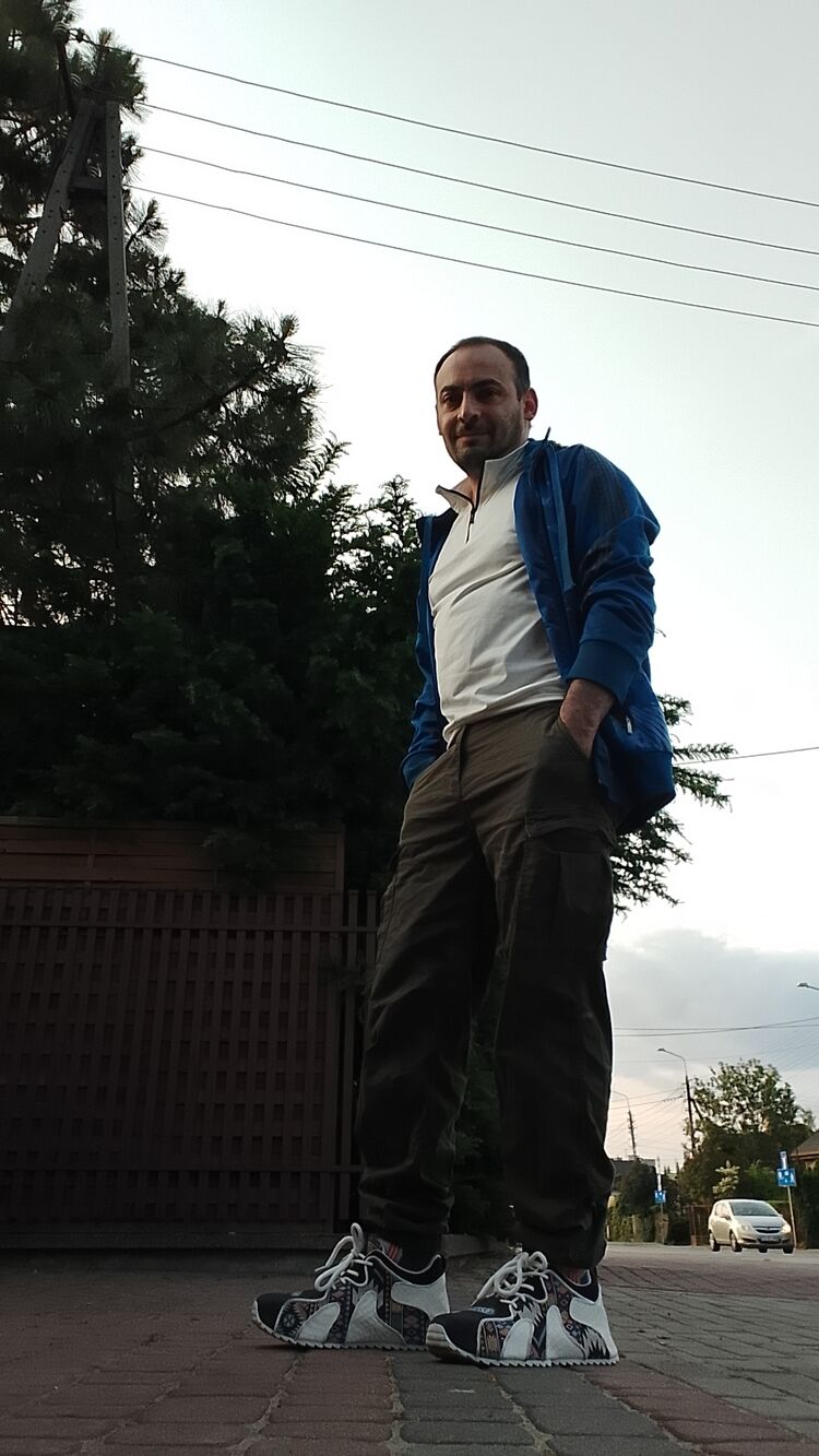  Warszawa,   Dato, 43 ,   ,   