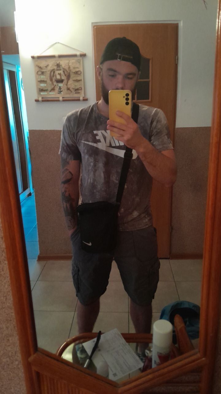  43608249  , 28 ,    