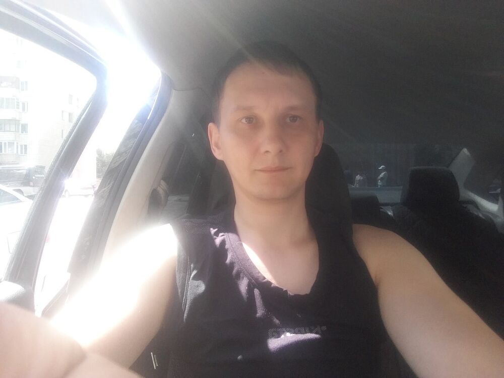  ,   Yurii, 43 ,  