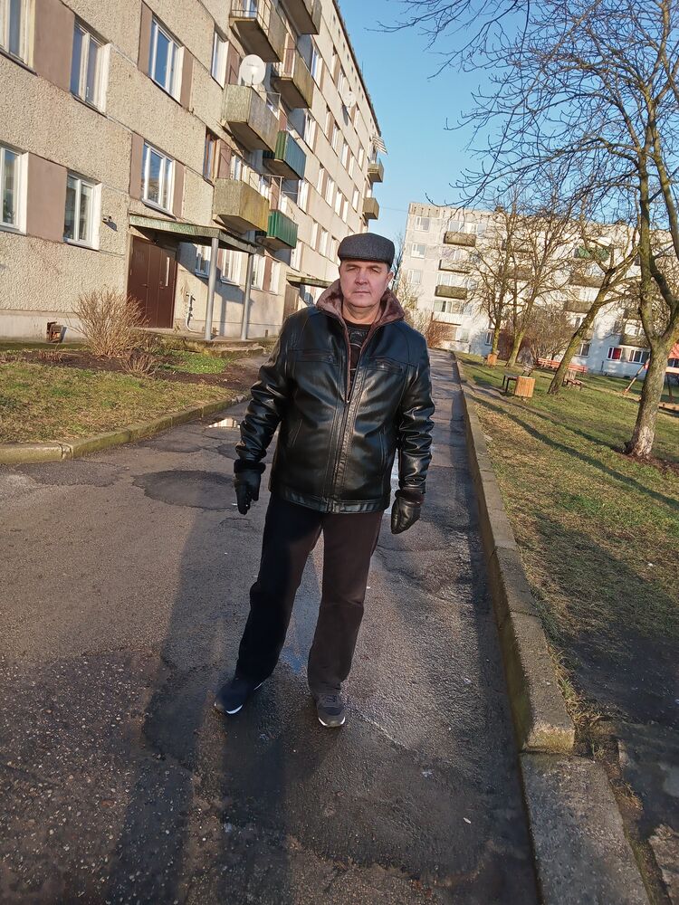  31316879  Liudovik, 55 ,    