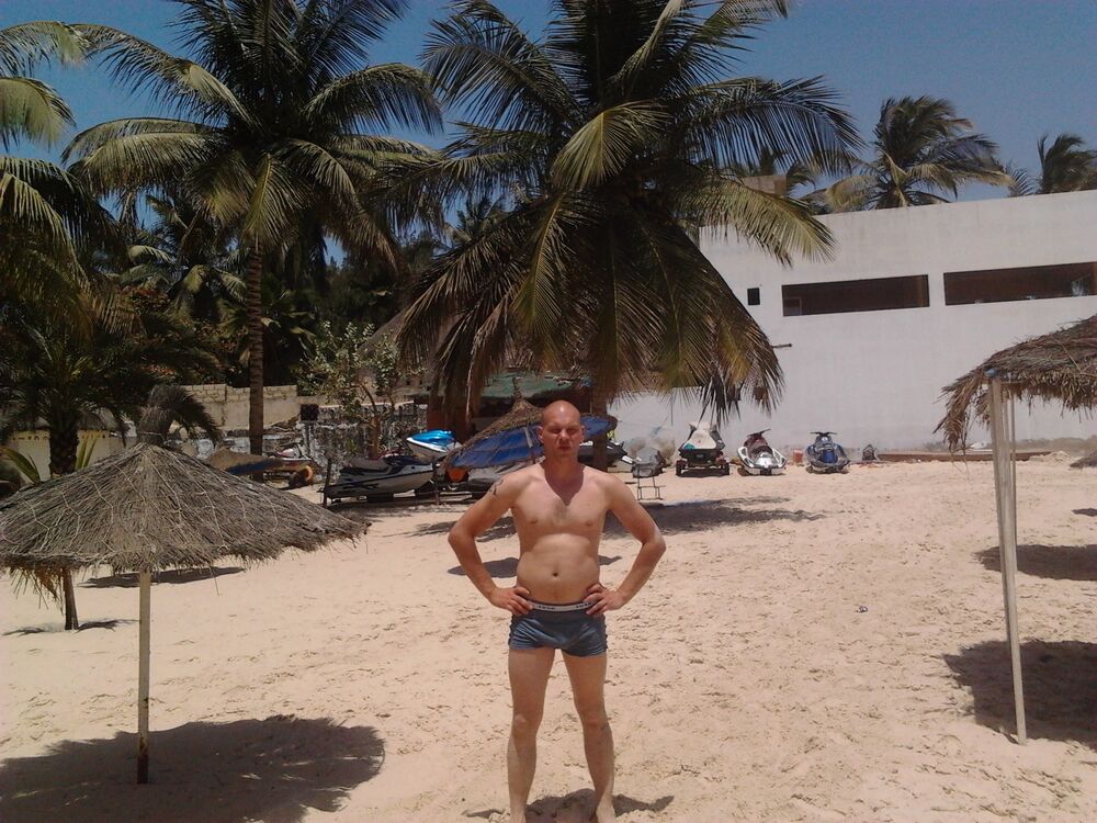  ,   Roma, 44 ,   ,   , c 