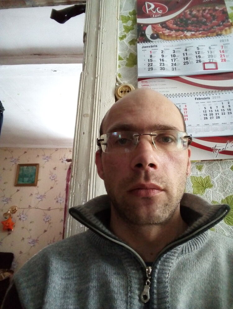  ,   Igors, 41 ,   