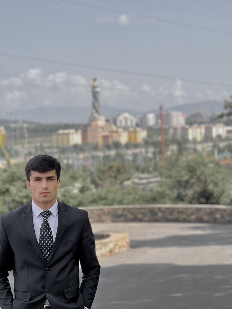  31638509  Karimjon, 26 ,    