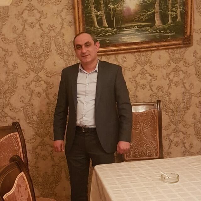  10467269  Nicat, 46 ,    