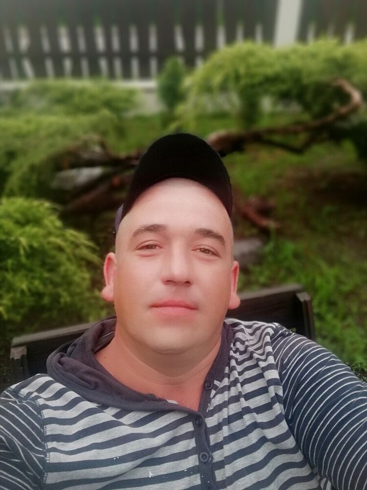  21865769  Sergij, 41 ,    Sosnowiec