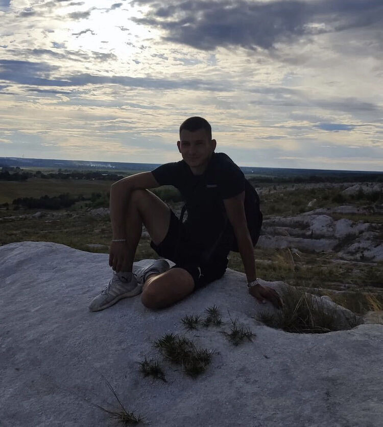  36712049  Igor, 29 ,    
