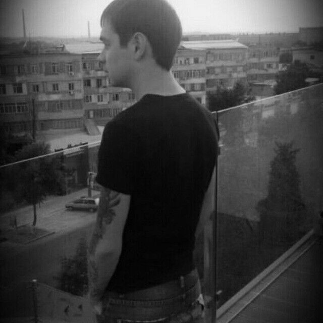 11216869  Andrey, 37 ,    