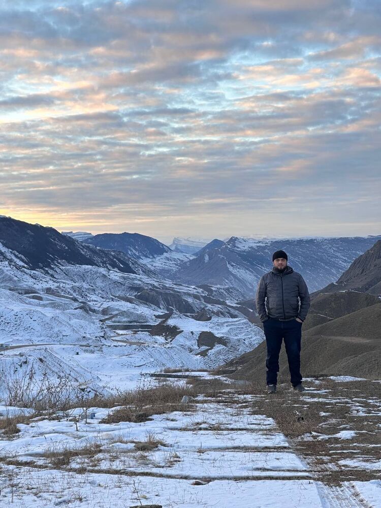  49594809  LAKEC, 31 ,    