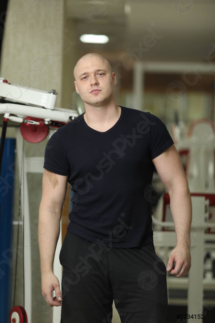  27825359  Vahram, 42 ,    