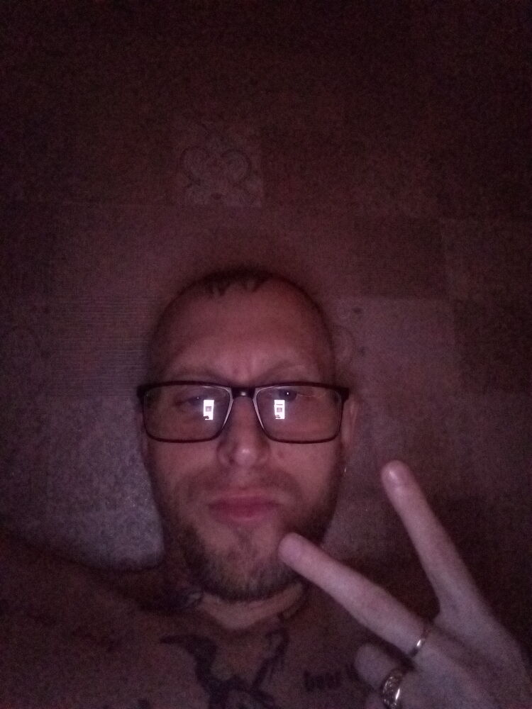  48166279  , 34 ,    