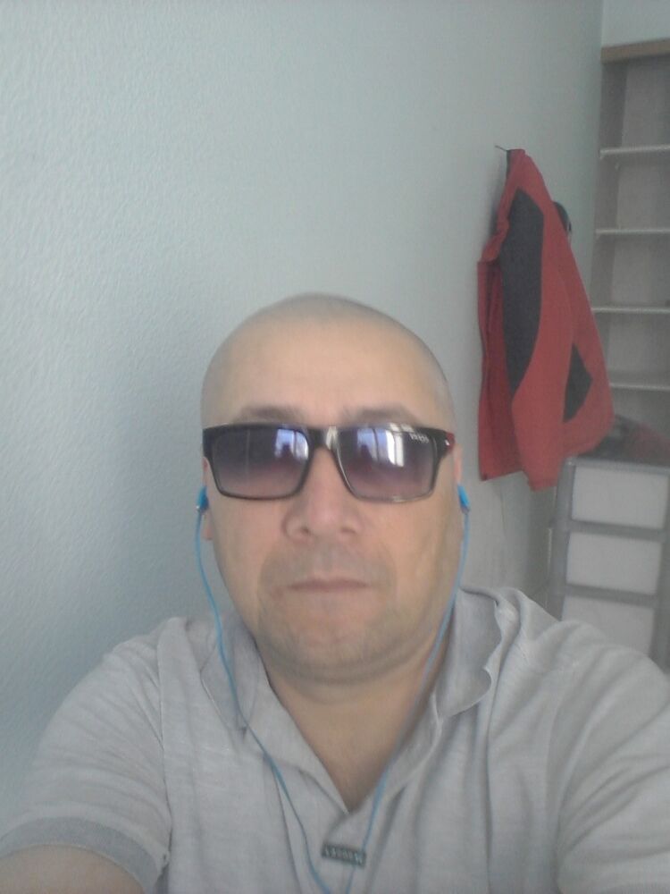  ,   Aziz, 27 ,  