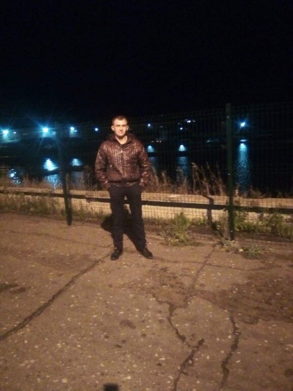  18690739  , 36 ,    