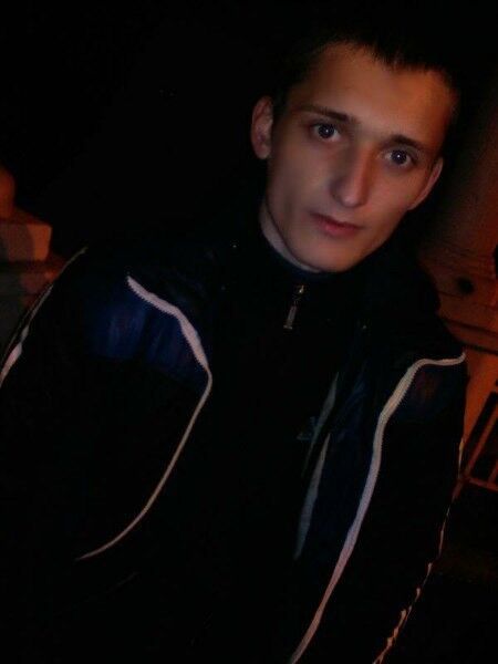  18869489  Alex, 30 ,    Banie