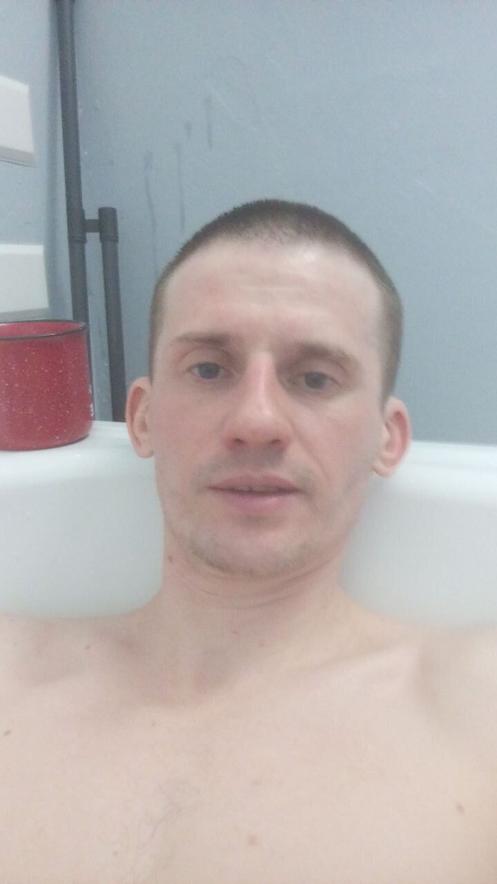  31957309  , 39 ,    