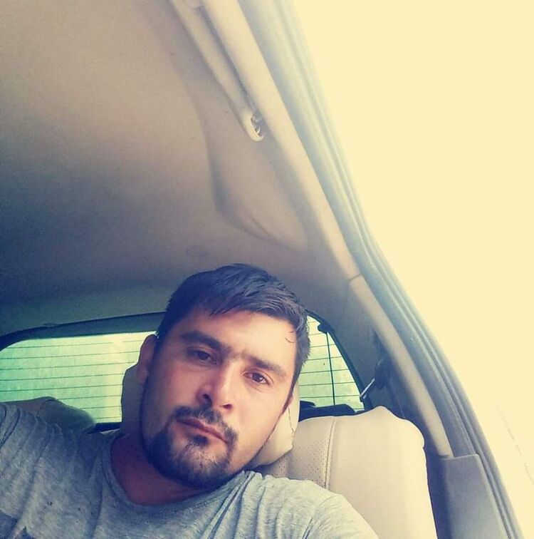 ���� 42179519 ������� Peteu, 32 ����, ���� ���������� � ��������