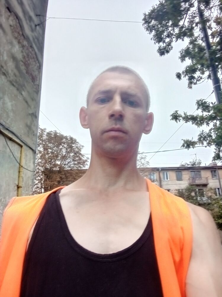  46080989  , 40 ,    