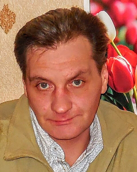  50305299  Petrovich, 52 ,    