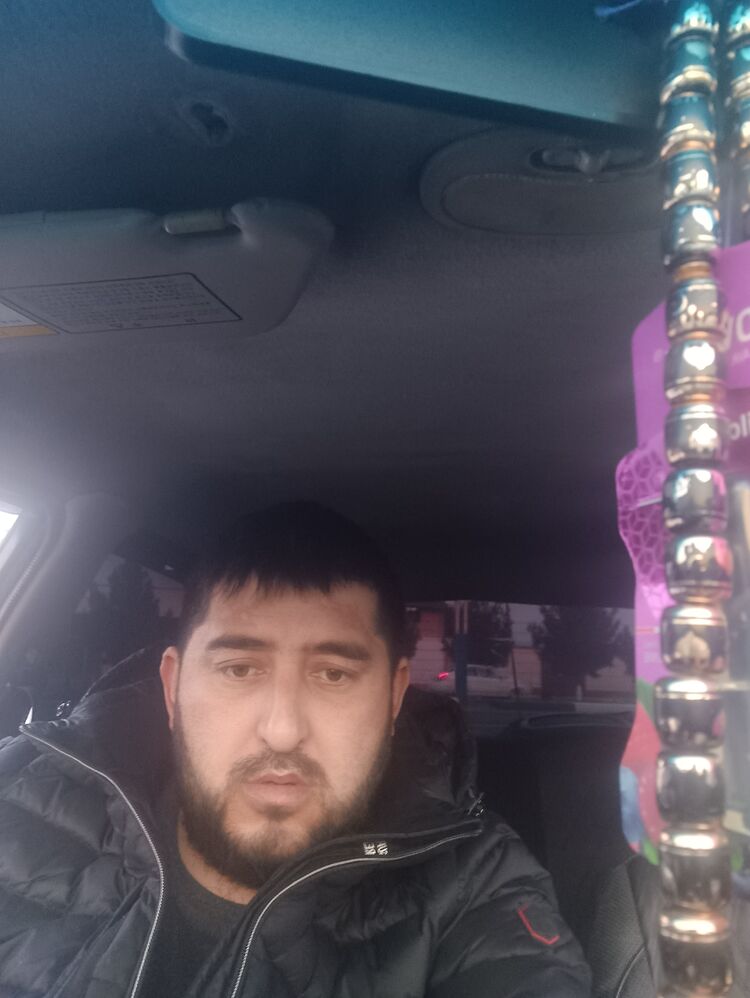  43148409  Edgar, 37 ,    
