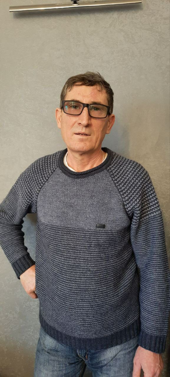  32467829  Valery, 57 ,    