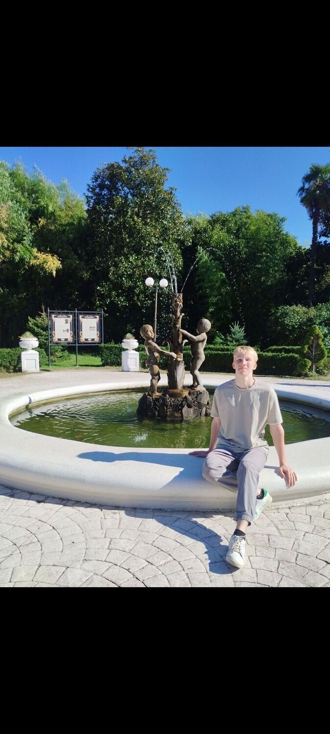  ,   ˸, 18 ,     , c 