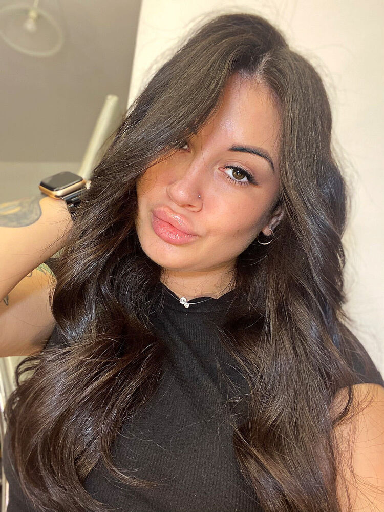  ,   Nina, 23 ,     , c , 