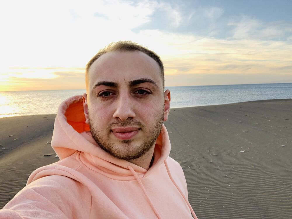  ,   Levan, 29 ,   ,   