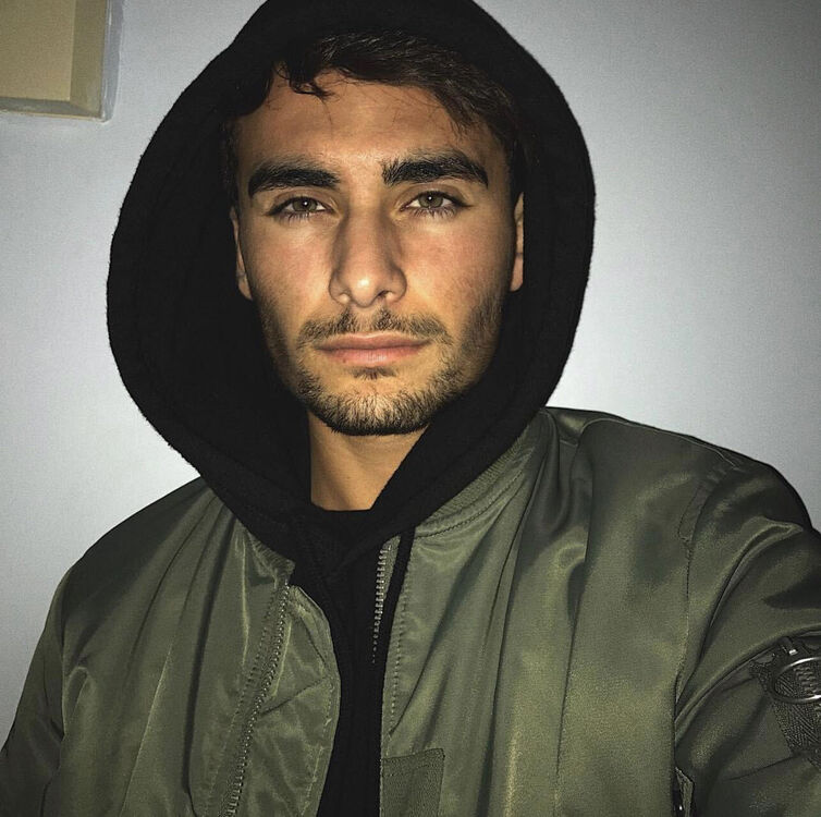  Rodez,   , 27 ,   ,   , c , 