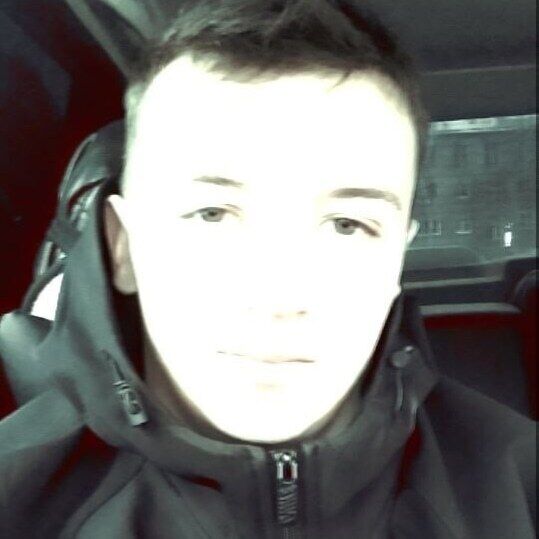  44445789  Stanislav, 21 ,    