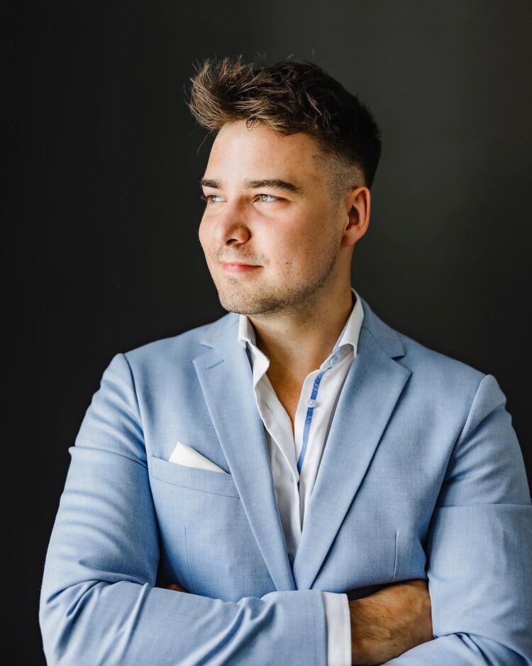 ���� 55773289 ������� ����, 37 ���, ���� ���������� � ��������