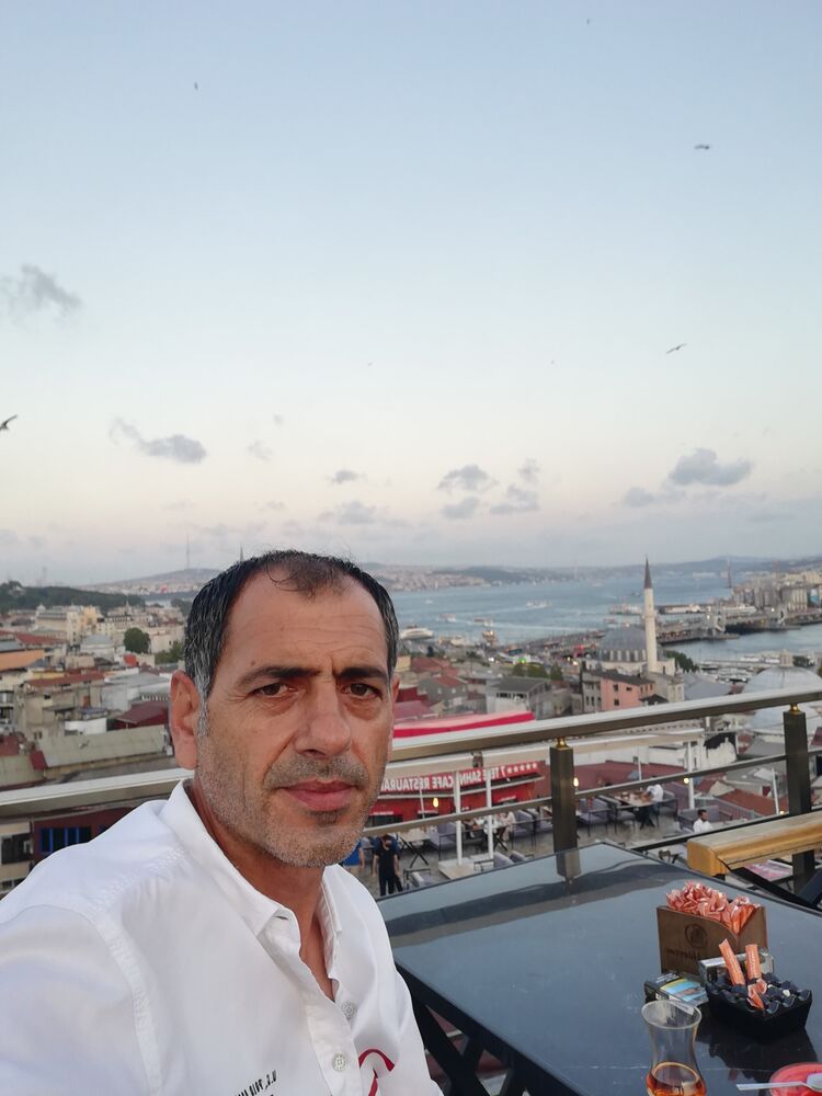  24943019  Ahmet, 45 ,    