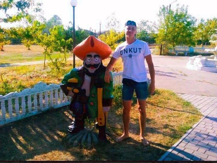  36985769  , 29 ,    