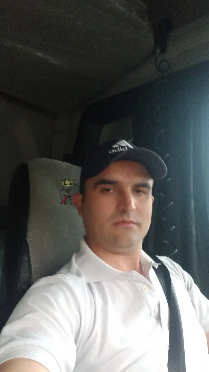  46909159  , 36 ,    